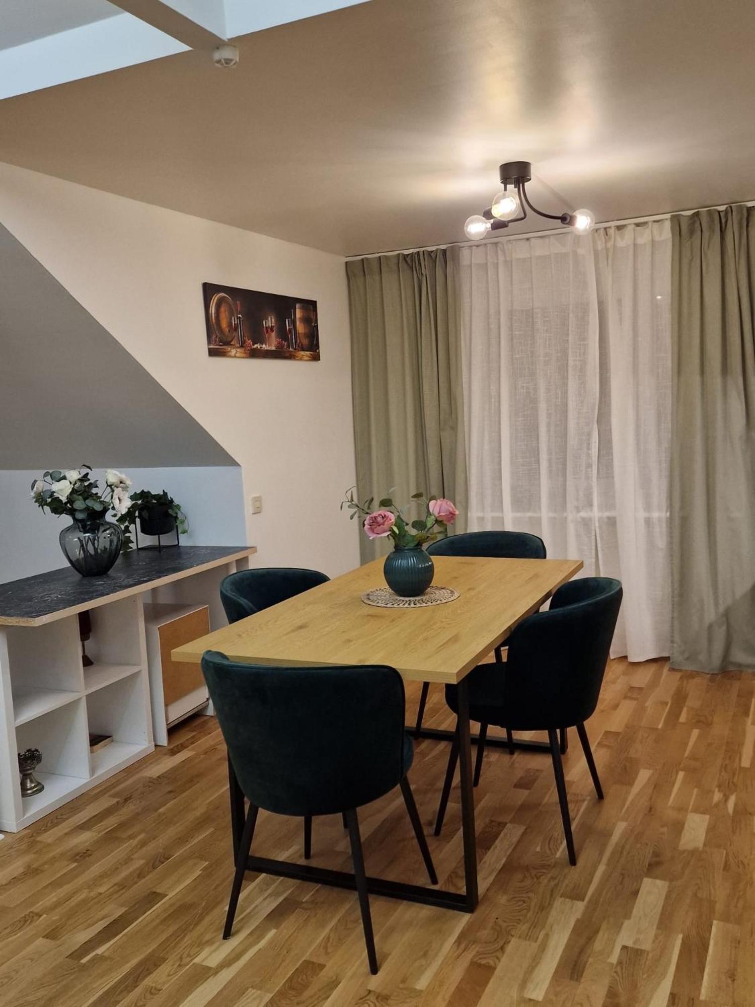 Noah Longstay Apartment Västerås Kültér fotó