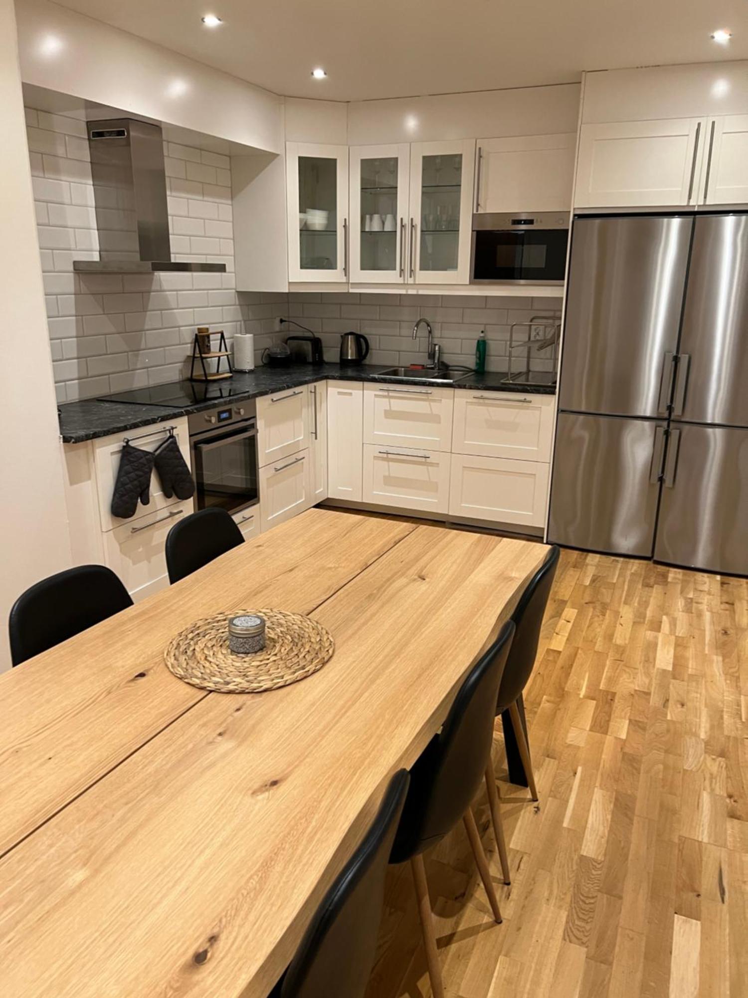 Noah Longstay Apartment Västerås Kültér fotó